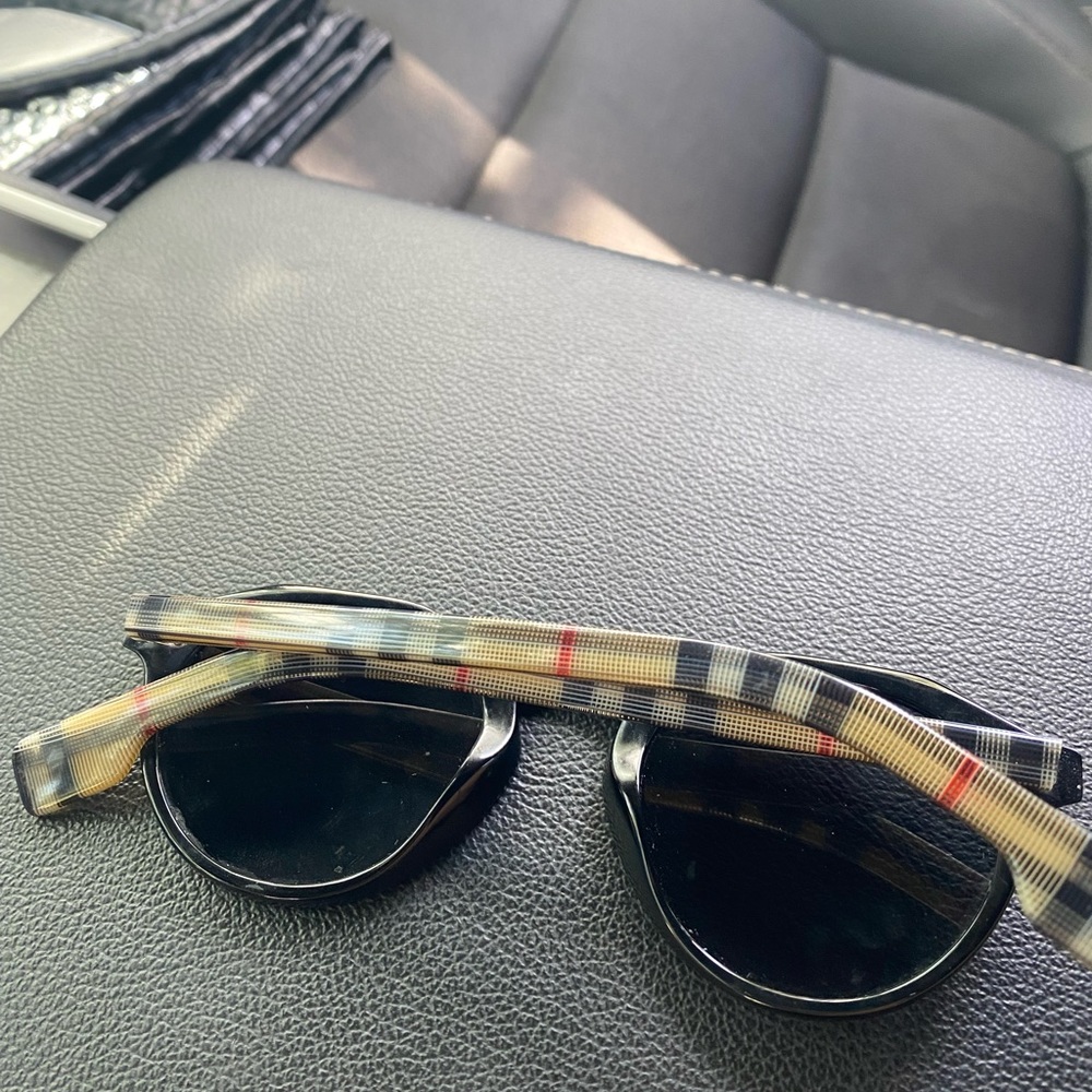 BURBERRY MEN SUNGLASSES 🕶 SPECIAL ONE ☝️